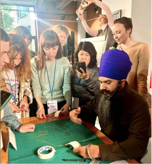 Professional Certificate Programme in Book & Paper Conservation Advanced Training in the Conservation of Gurmukhi Pothis, Manuscripts, Archival Records & Books